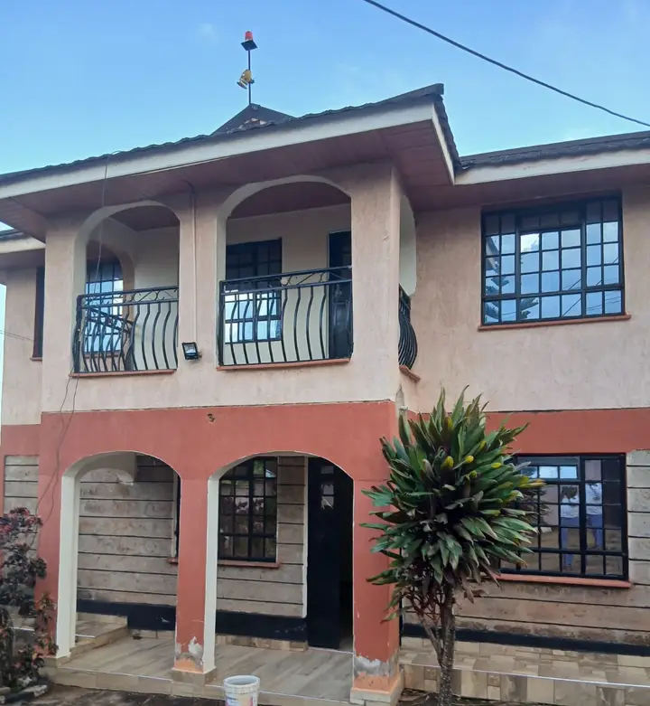 5-Bedroom Maisonette for Sale in Ngoingwa, Thika
