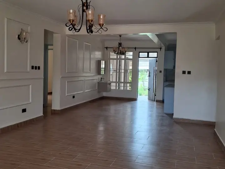 6-Bedroom House, Gated Estate, Malaa — photo 2